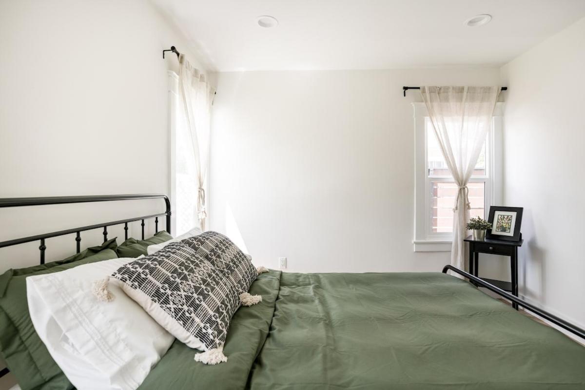 Charming Hollywood With Private Parking Ferienhaus