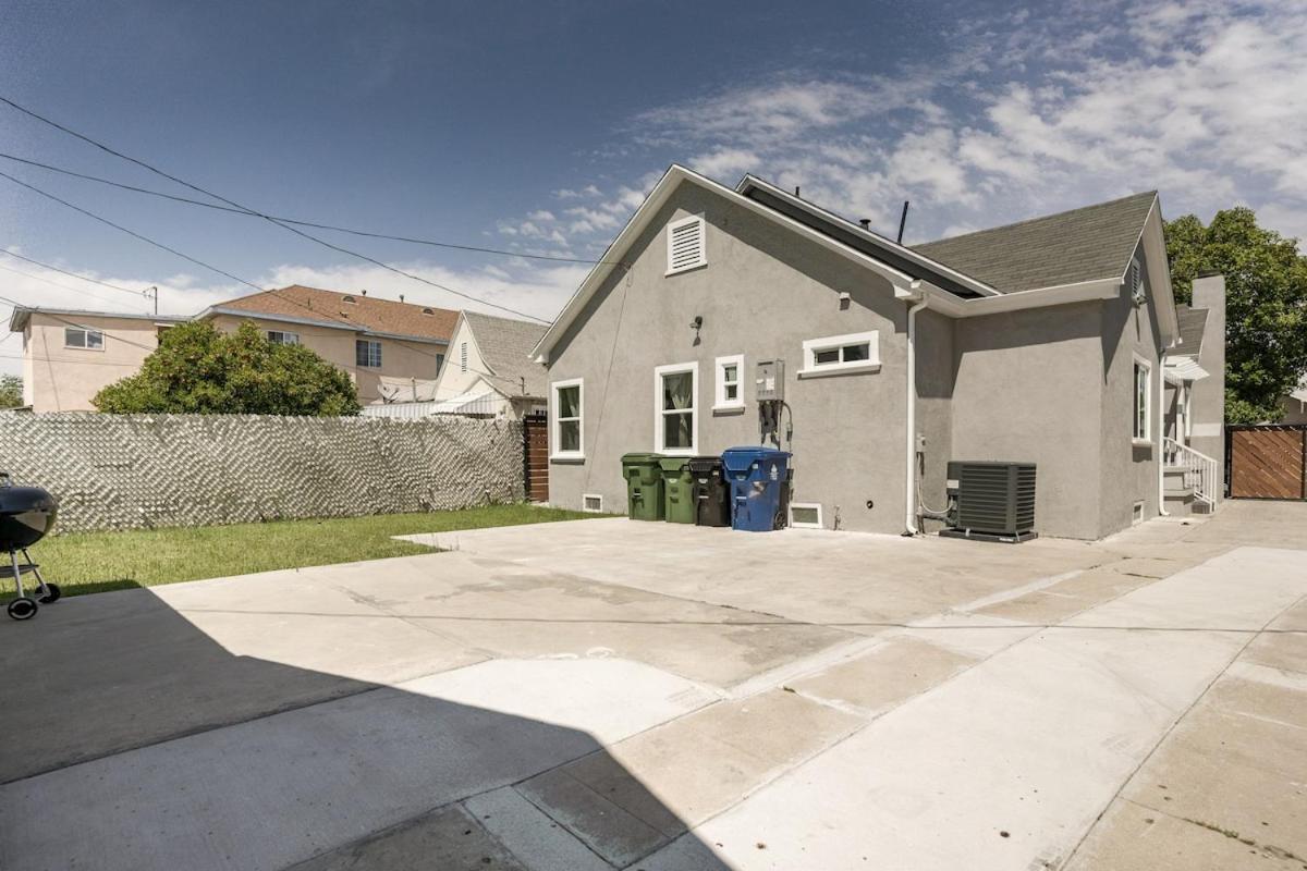 Ferienhaus Charming Hollywood With Private Parking