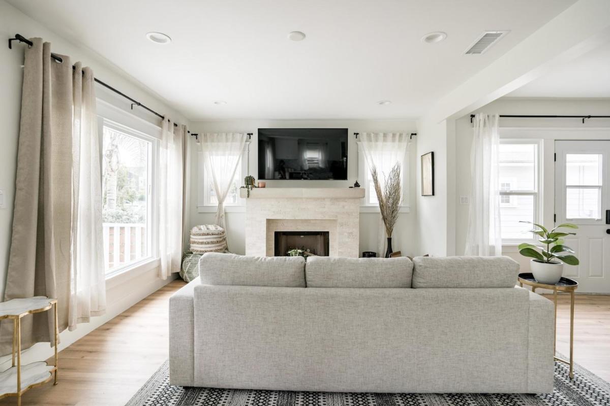 Charming Hollywood With Private Parking *