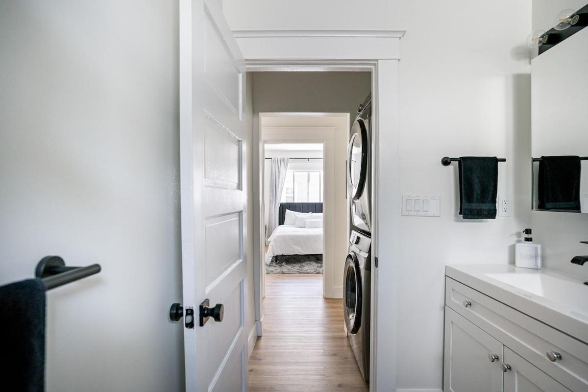 Charming Hollywood With Private Parking Ferienhaus