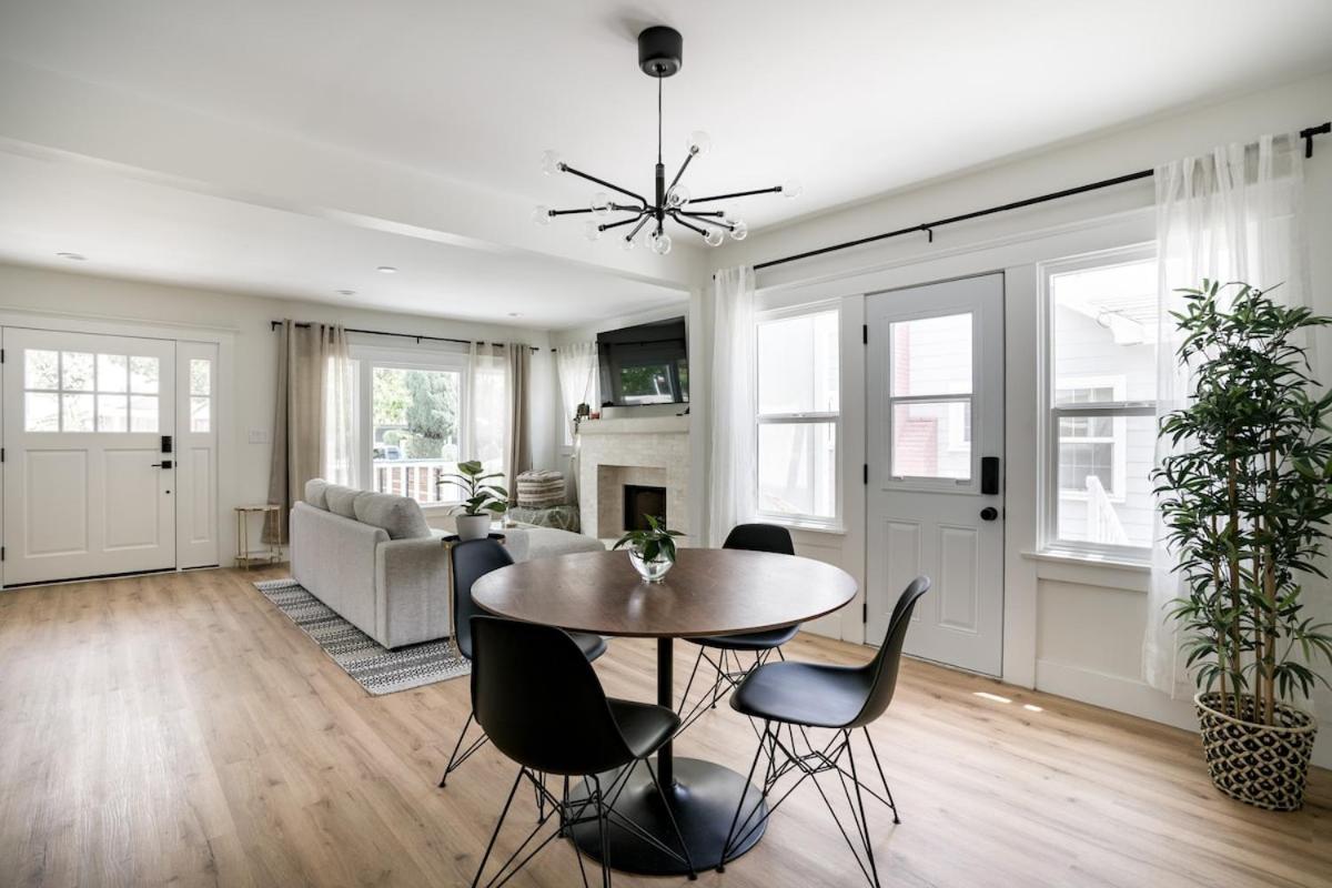 Ferienhaus Charming Hollywood With Private Parking